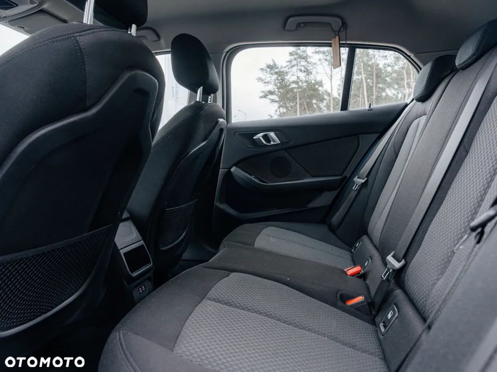 BMW Seria 1 118i Advantage - 12
