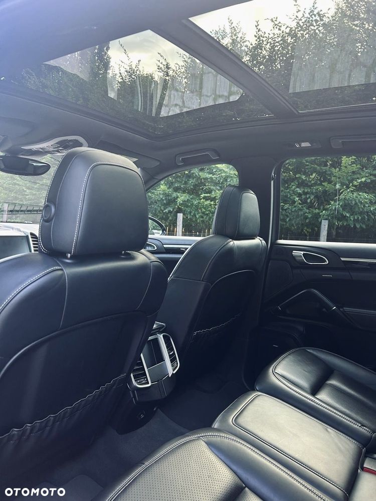 Porsche Cayenne Diesel Platinum Edition - 20