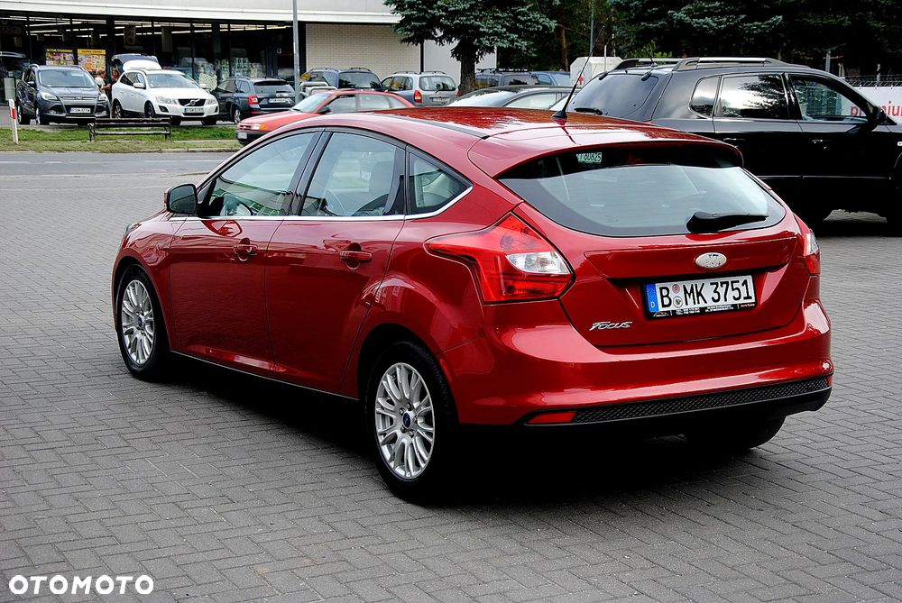 Ford Focus 1.6 TDCi DPF Titanium - 8