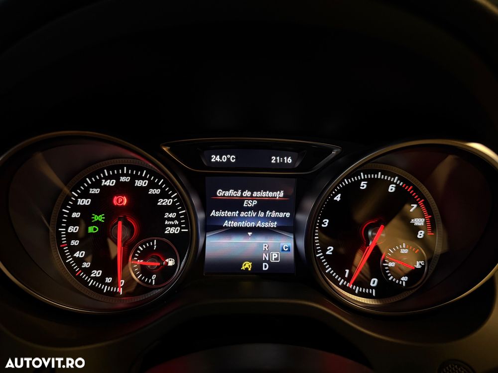Mercedes-Benz CLA 220 - 20
