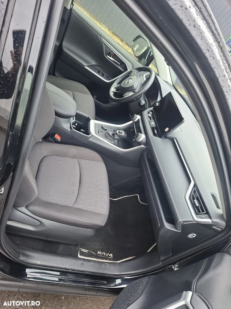 TOYOTA RAV4 2024 — imagine 4