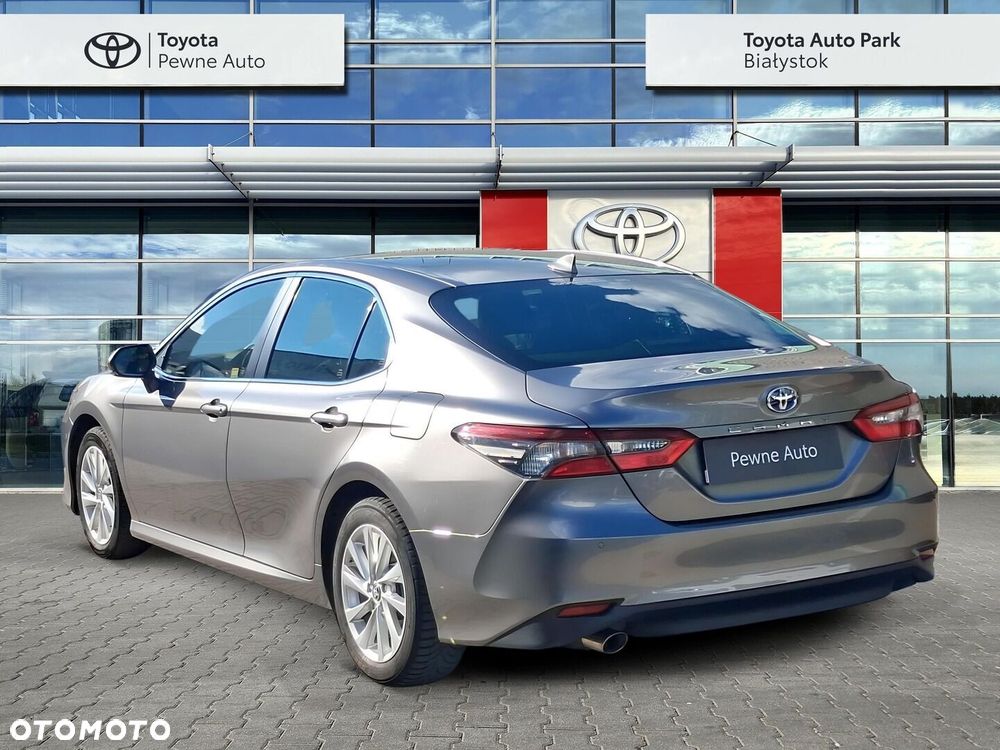 Toyota Camry 2.5 Hybrid Comfort CVT - 3
