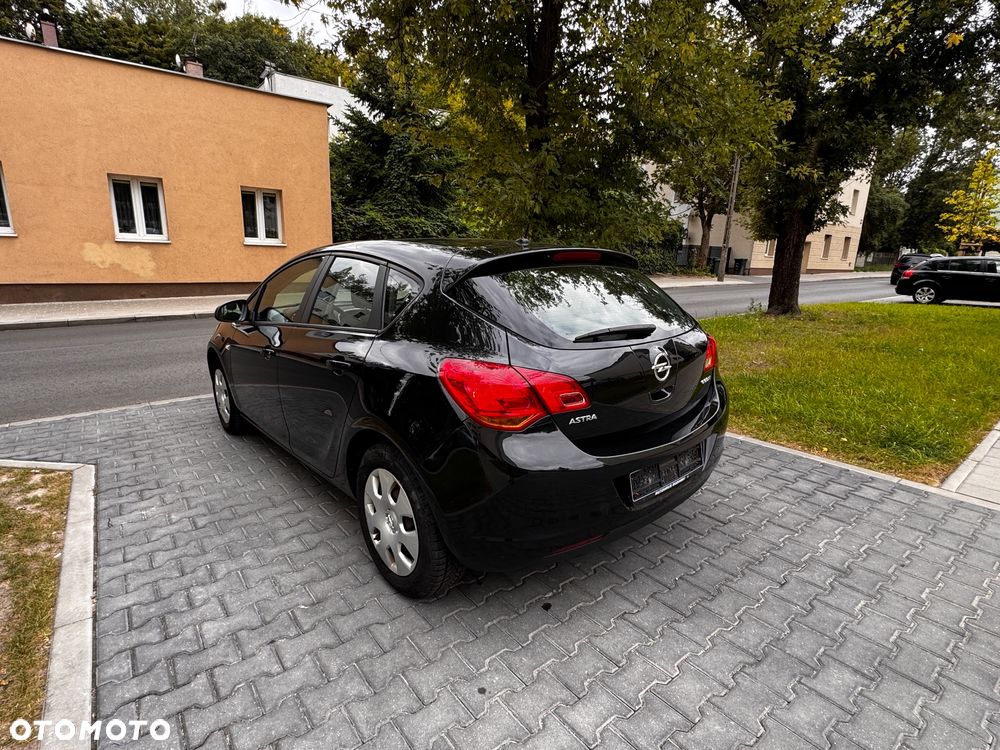 Opel Astra 1.4 EcoFLEX Edition - 8