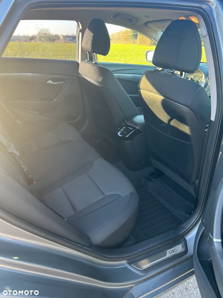 Hyundai i40 Kombi 1.7 CRDi DCT Premium - 9