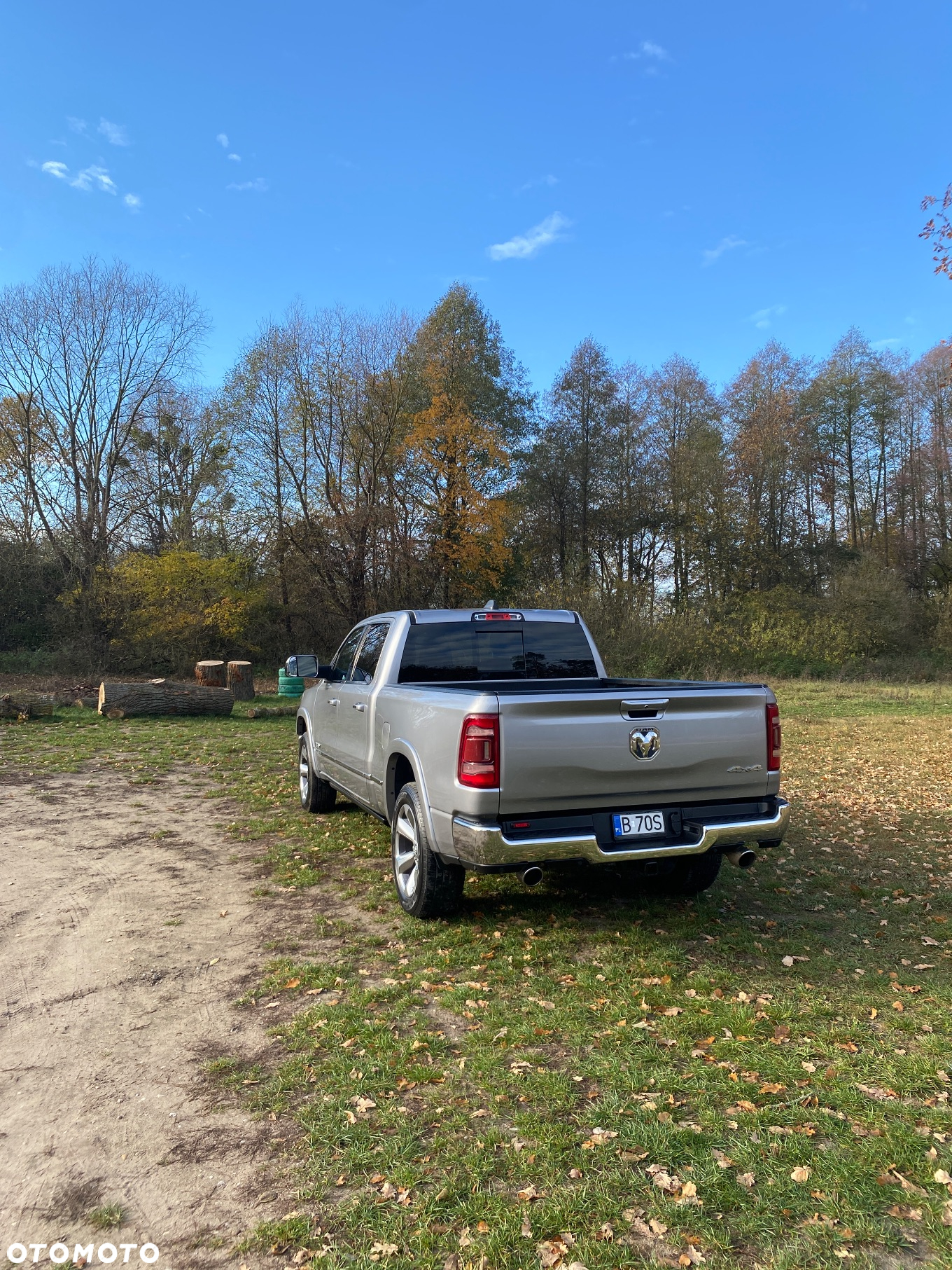 RAM 1500 Crew Cab Longbed Longhorn - 18