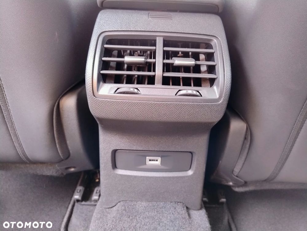 Citroën C4 1.2 PureTech Max S&S EAT8 - 38