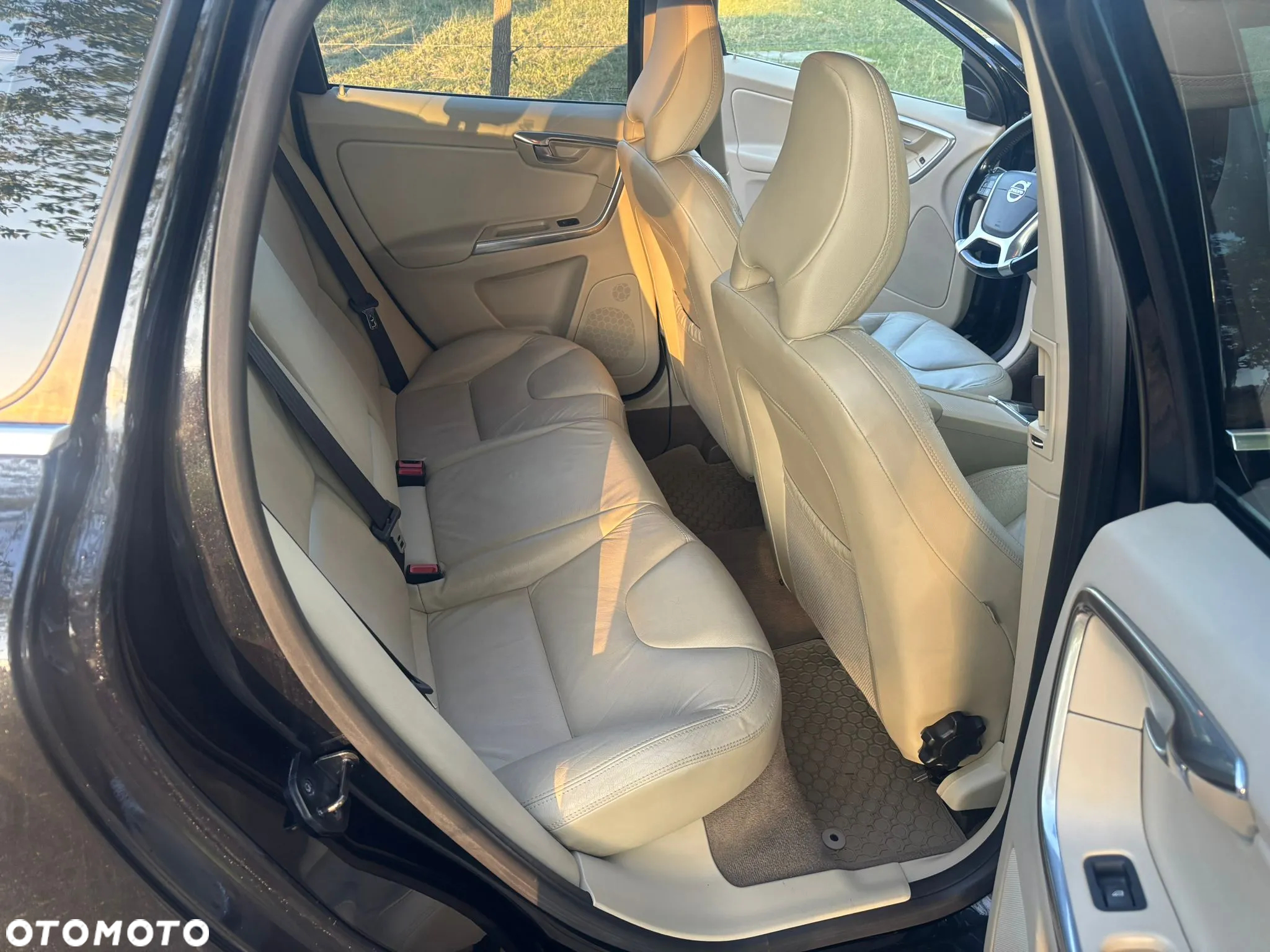 Volvo XC 60 - 11