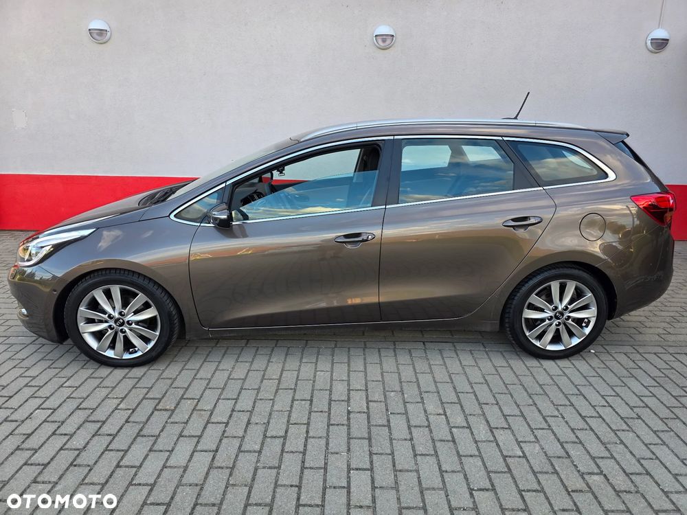 Kia Ceed 1.6 GDI DCT Platinum Edition - 5