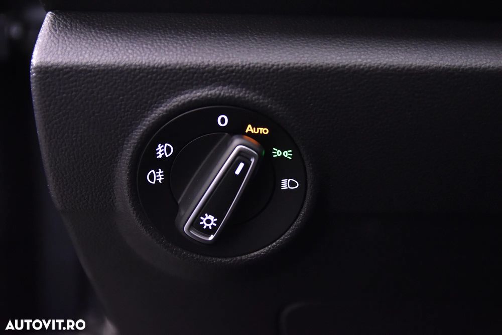 Volkswagen T-ROC - 15