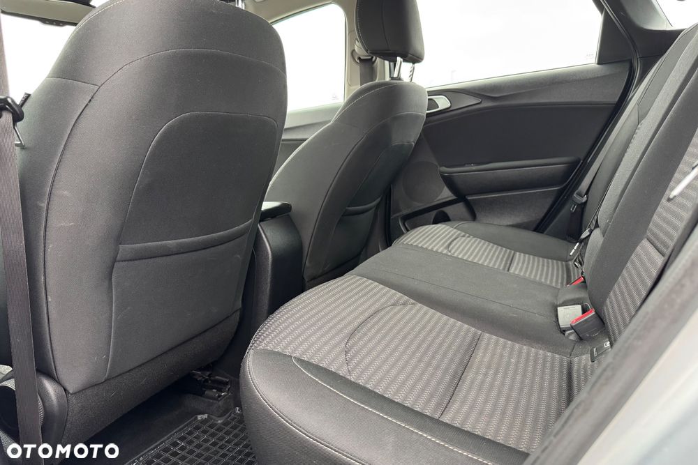 Kia Ceed 1.5 T-GDI M - 34