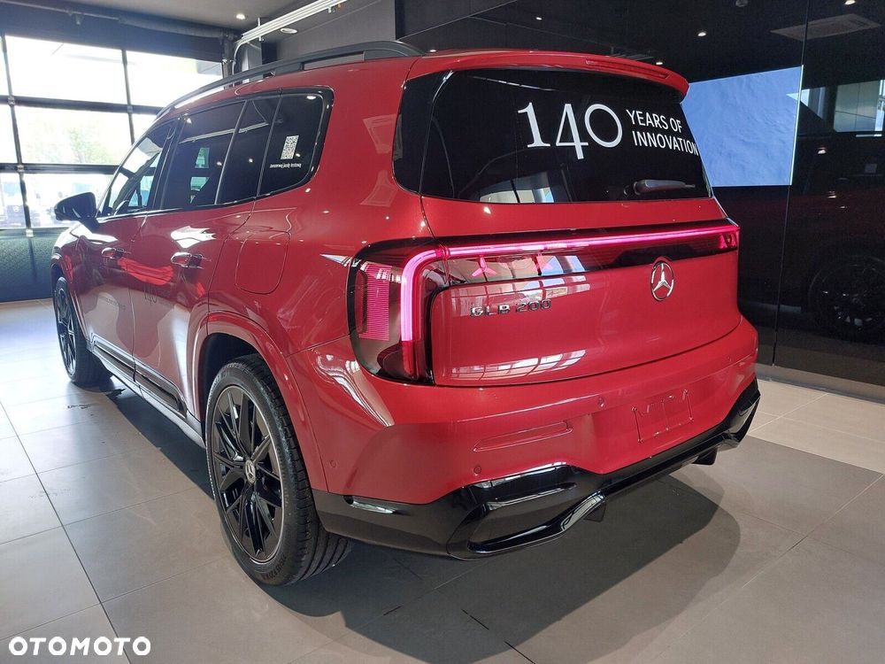 Mercedes-Benz GLB - 6
