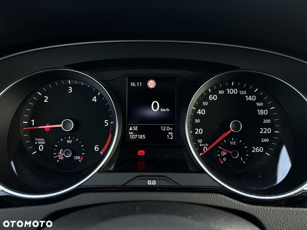 Volkswagen Passat Variant 2.0 TDI EVO Business - 16