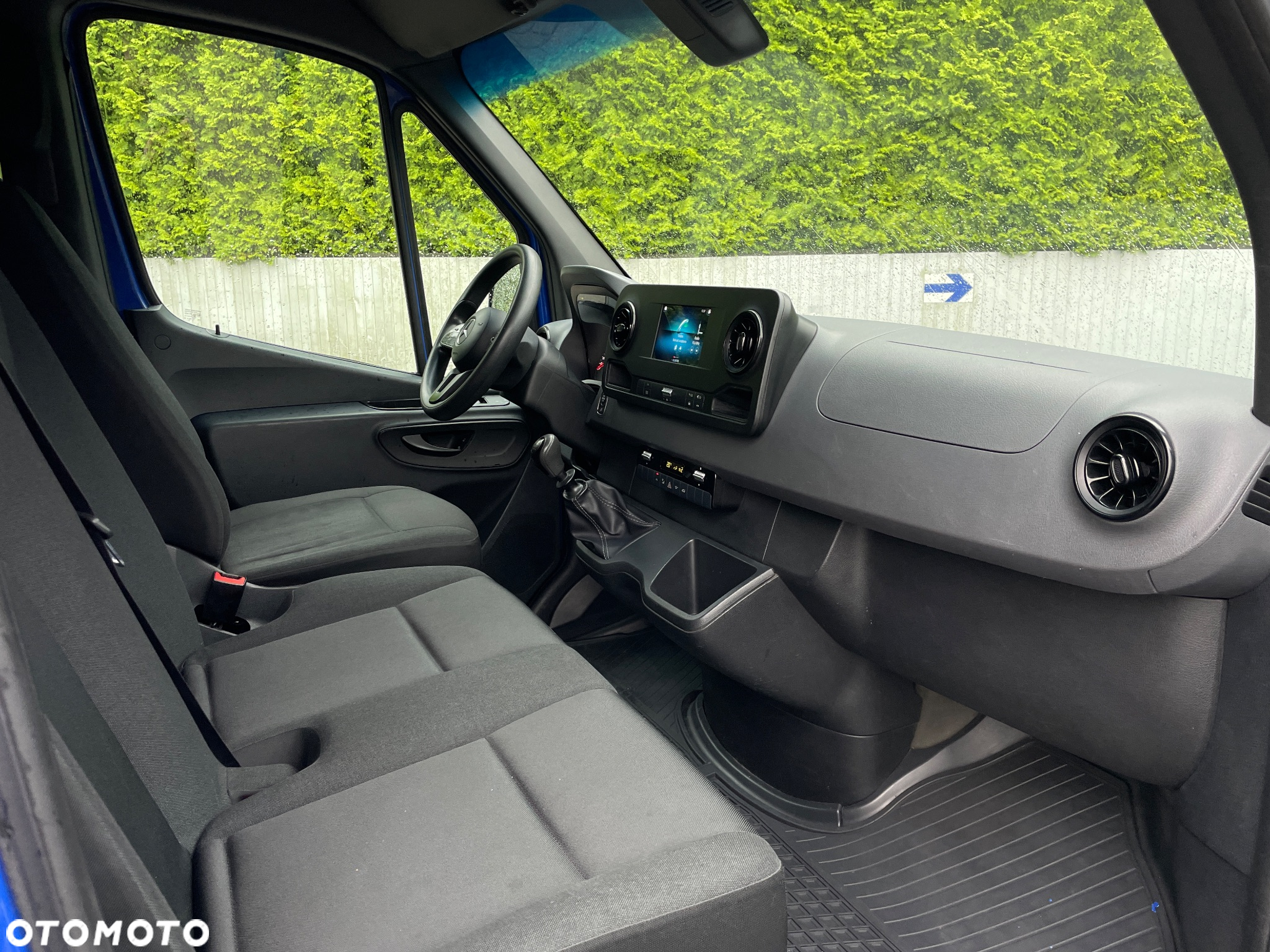 Mercedes-Benz Sprinter - 17