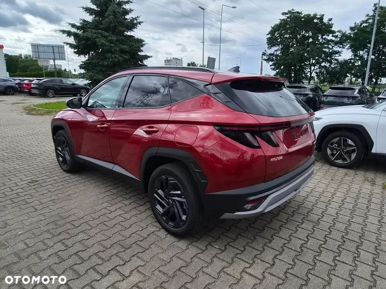 Hyundai Tucson 1.6 T-GDi HEV Smart Black 2WD - 7