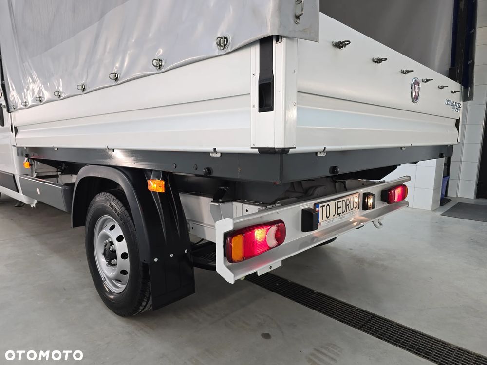 Fiat DUCATO 19Tyś km DOKA MAXI 7-OSOBOWY + 855Kg Ładownośc NAJLEPSZY SINIK 2,3 IVECO 140KM SALON PL STAN JAK NOWY NOWY NOWY 19Tyś km SERWIS ASO FIAT DO OSTATNIEGO Km KOŁA16 Cali KLIMA ELEKTRYKA WZMOCNIONE ZAWIESZENIE - 16