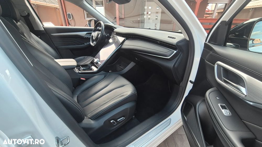 MG Marvel R Luxury - 9