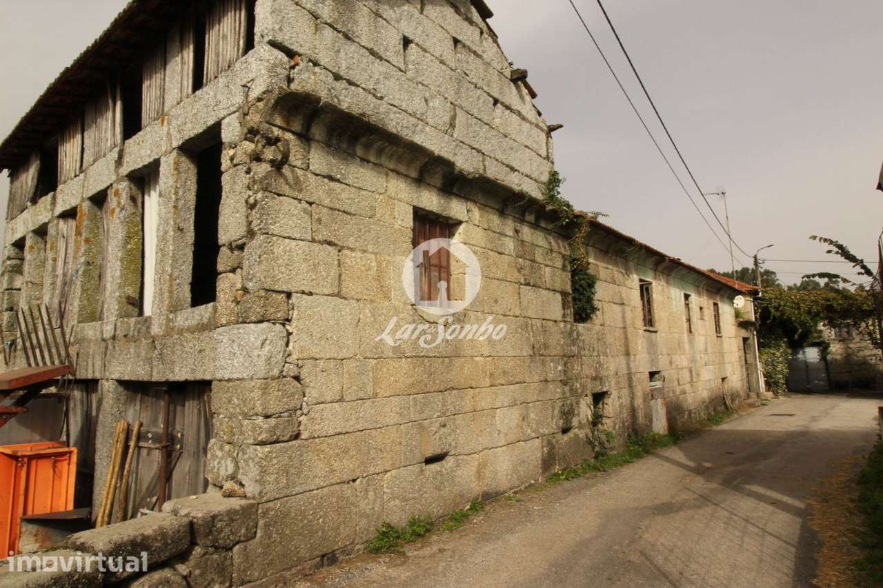 Quinta c/ área de 8.700m2 S. Gens Fafe