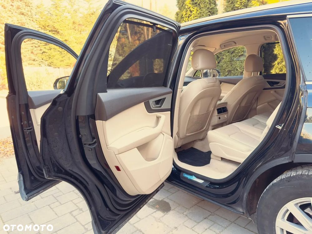 Audi Q7 - 8