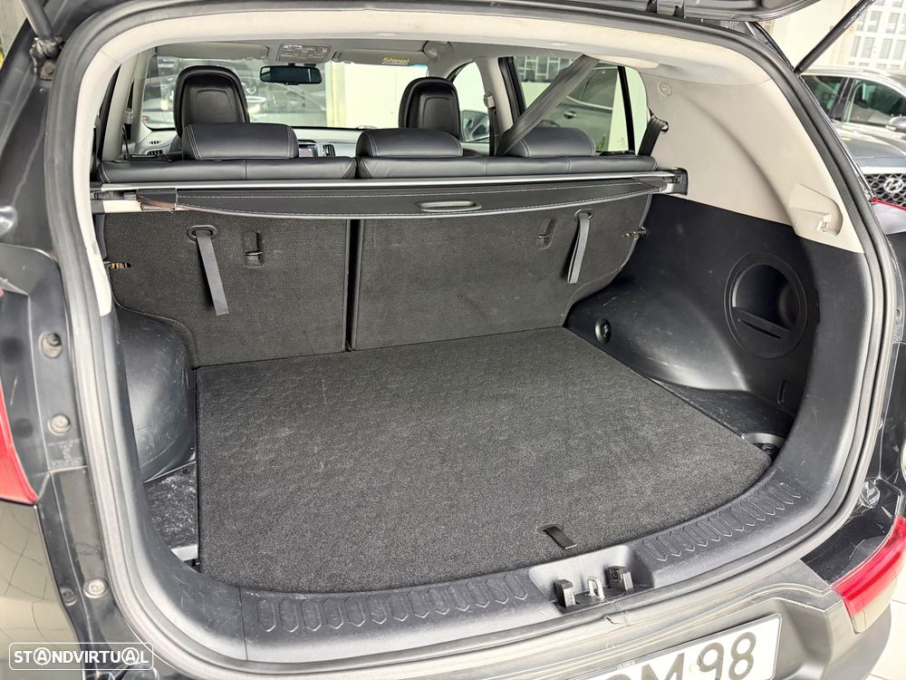 Kia Sportage 1.7 CRDi ISG LX - 22