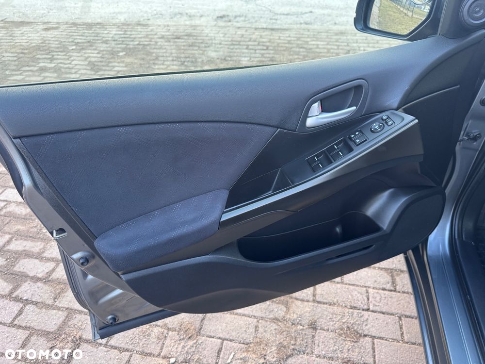 Honda Civic 1.8 i-VTEC Automatik Executive Black Edition - 13