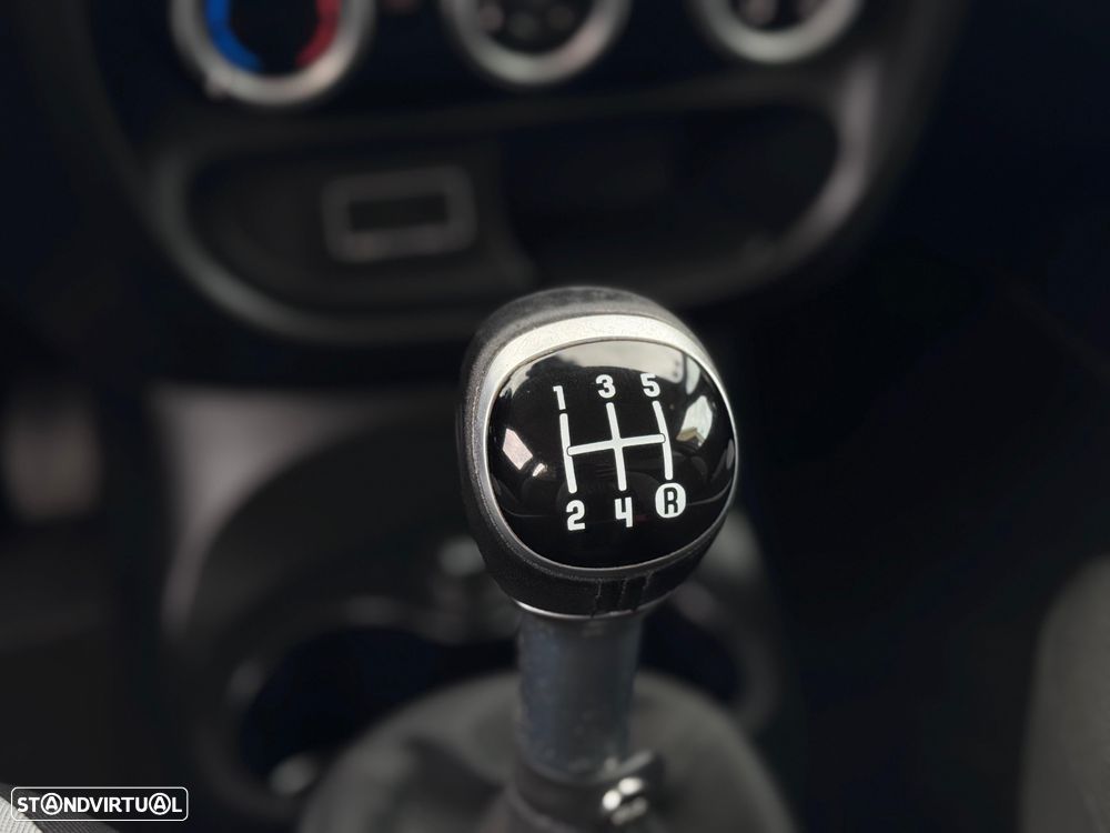 Fiat 500L 1.3 MJ Urban - 15
