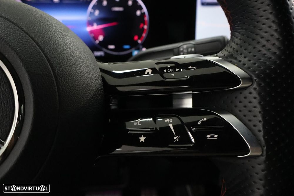 Mercedes-Benz A 200 AMG Line Aut. - 19