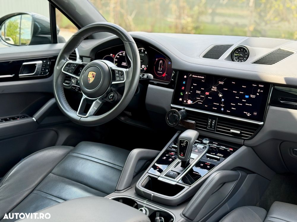 Porsche Cayenne E-Hybrid - 7