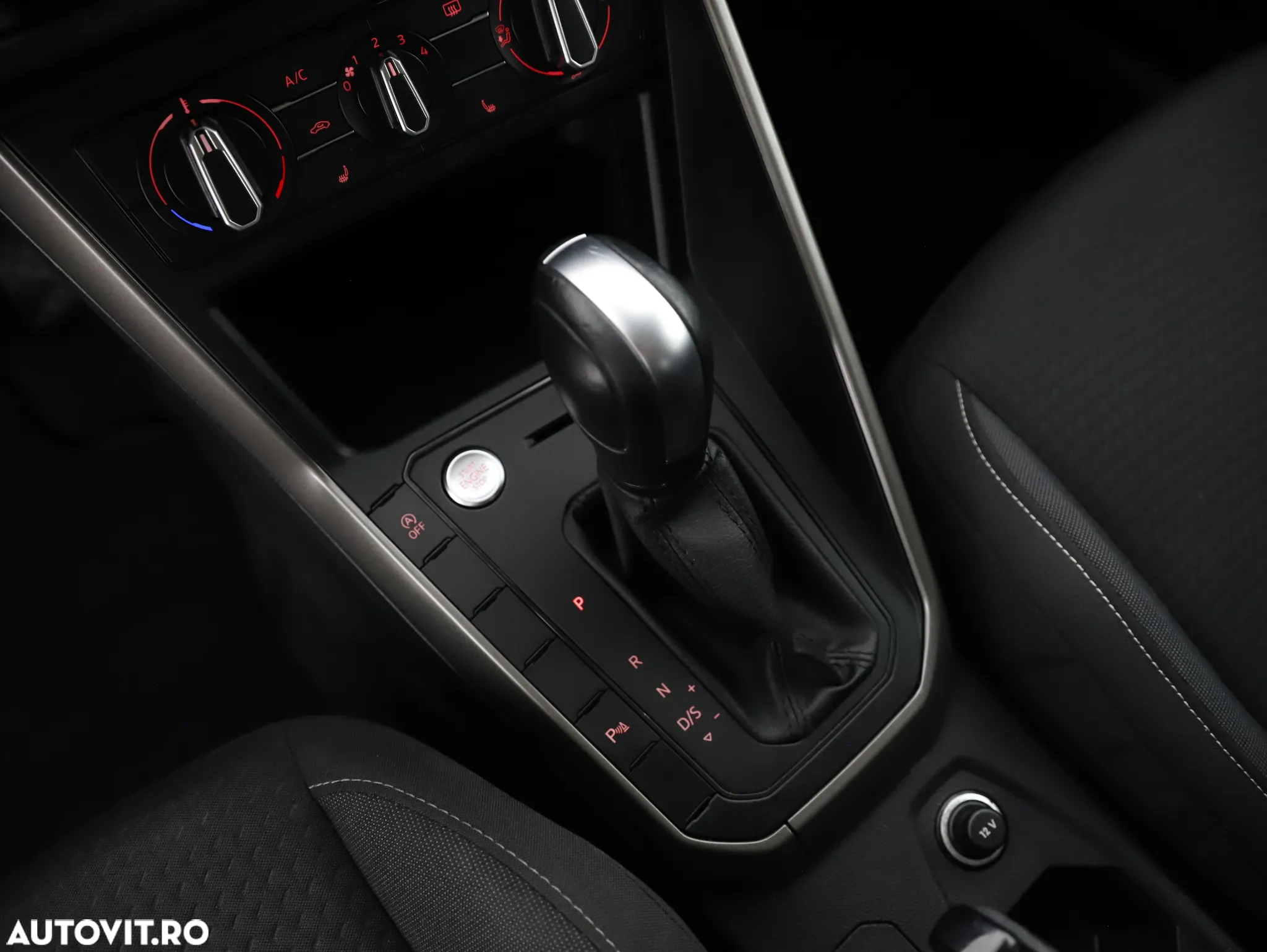 Volkswagen Polo 1.0 TSI DSG Comfortline - 16