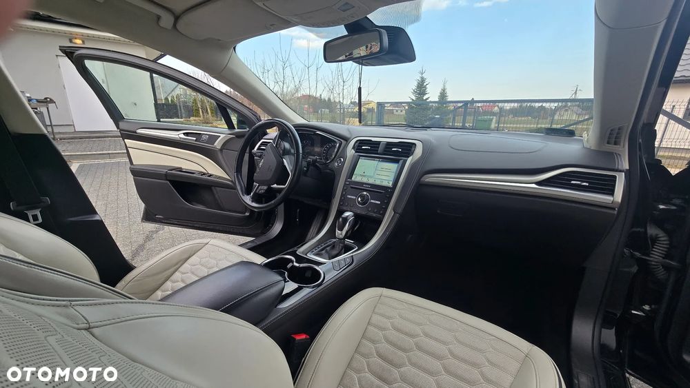 Ford Mondeo - 2
