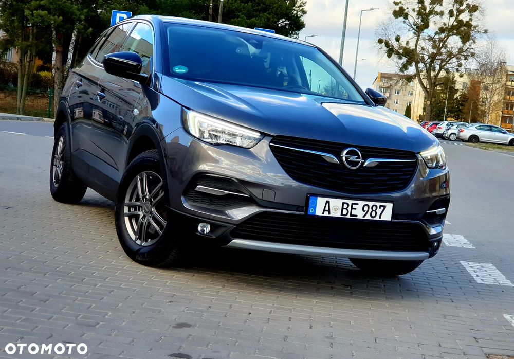 Opel Grandland X 1.2 Start/Stop Color Line - 1