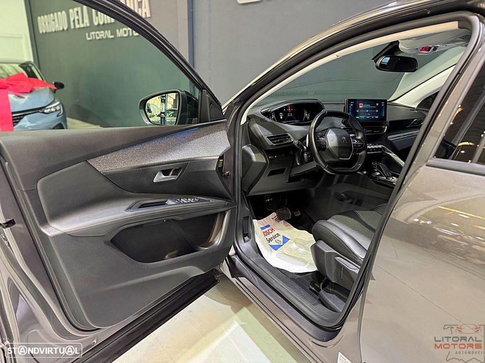 Peugeot 3008 1.2 PureTech Allure Pack EAT8 - 13
