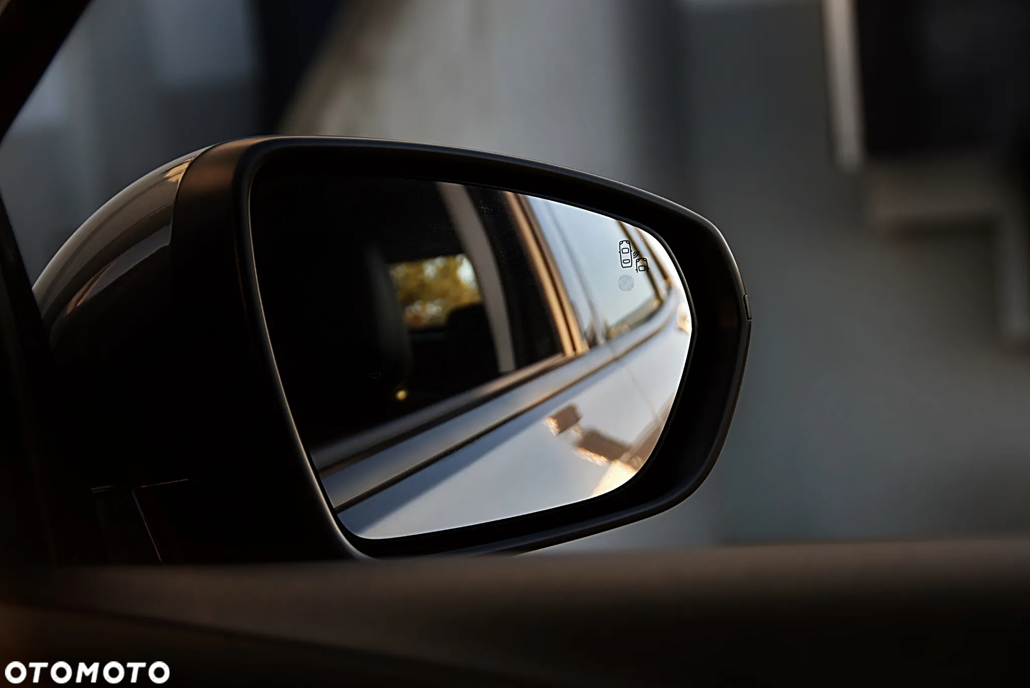 Opel Grandland X 1.6 T Elite S&S - 36