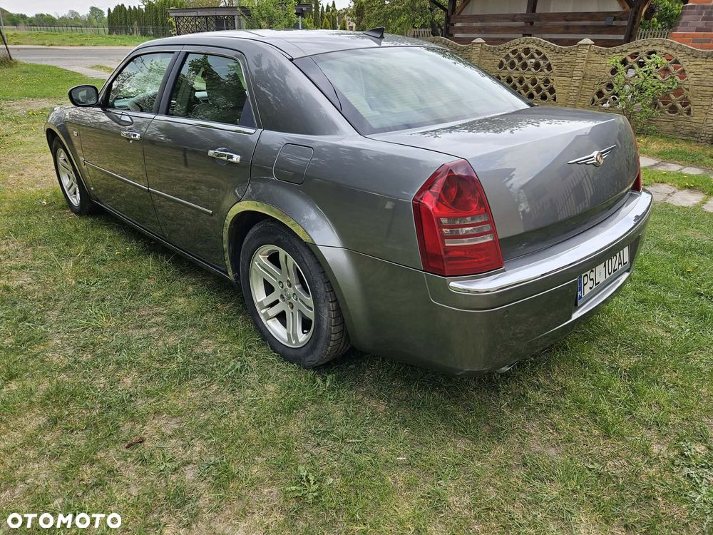 Chrysler 300C - 4