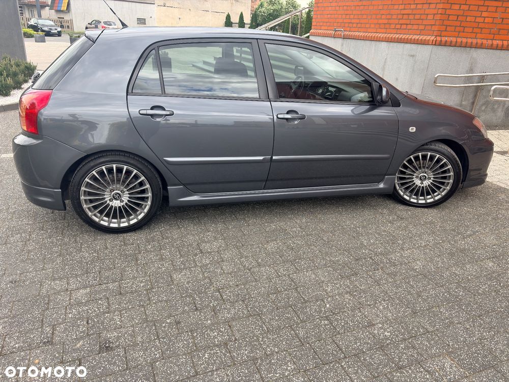 Toyota Corolla - 10