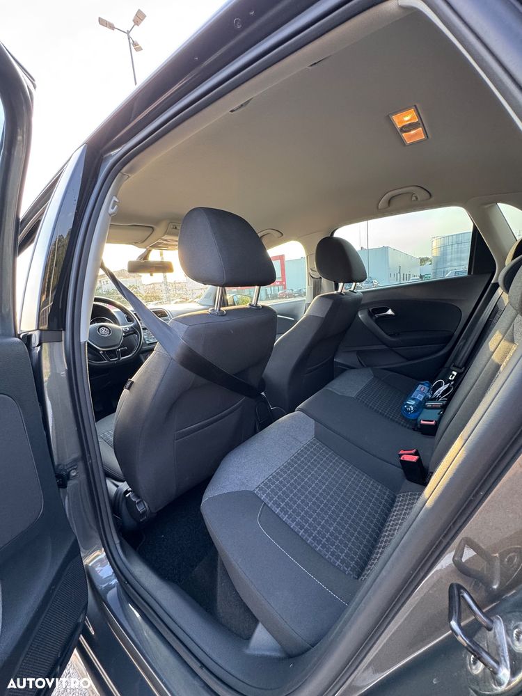Volkswagen Polo 1.4 TDI (Blue Motion Technology) Comfortline - 11