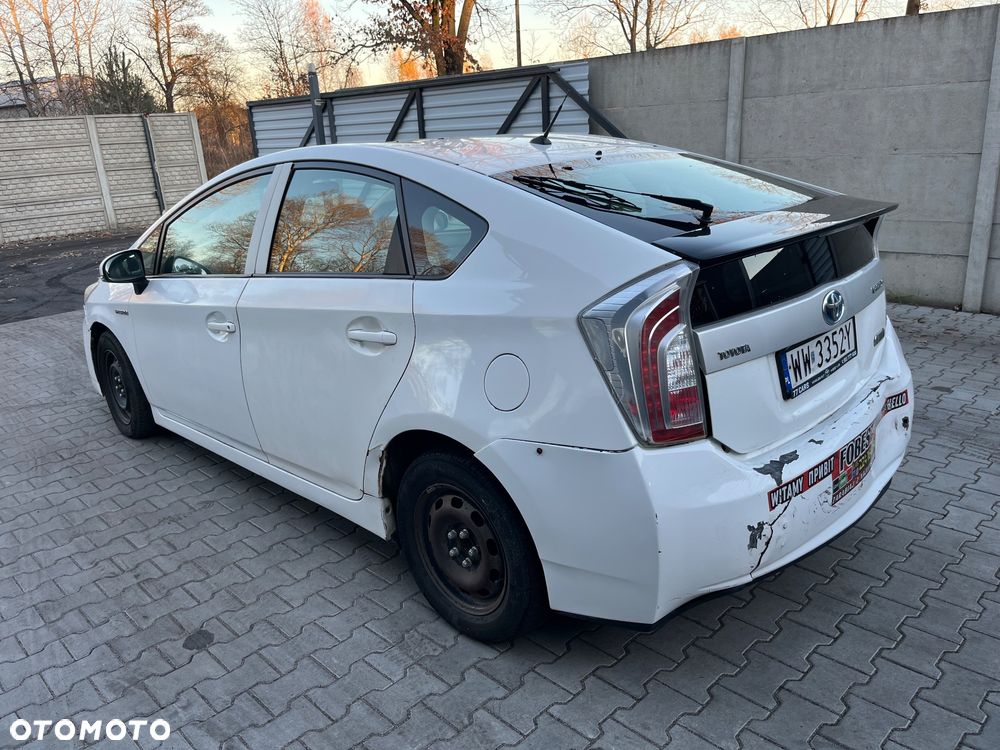 Toyota Prius 1.8 HSD Life - 4