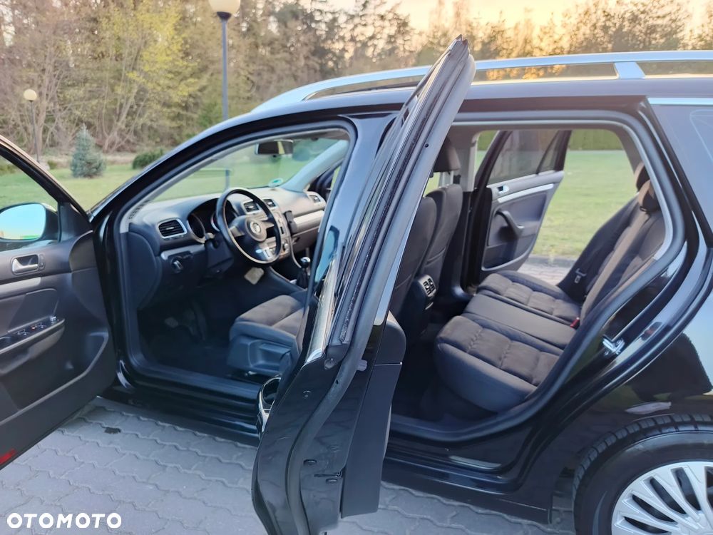 Volkswagen Golf 2.0 TDI DPF Highline - 6