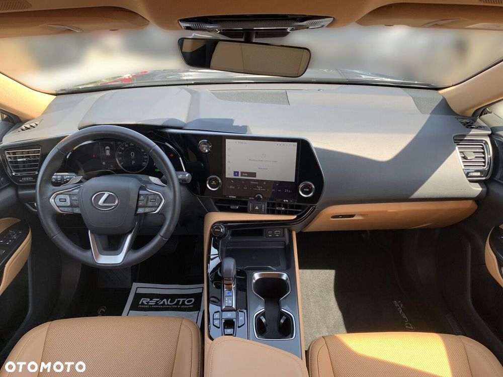 Lexus NX 350h Prestige AWD - 18