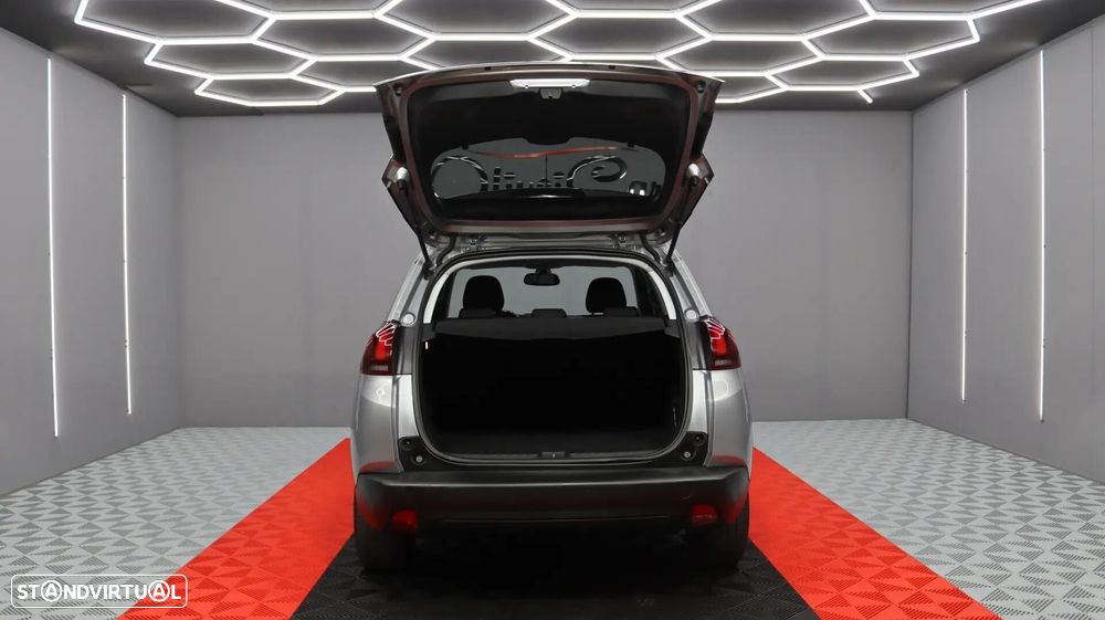 Peugeot 2008 1.5 BlueHDi Style - 10