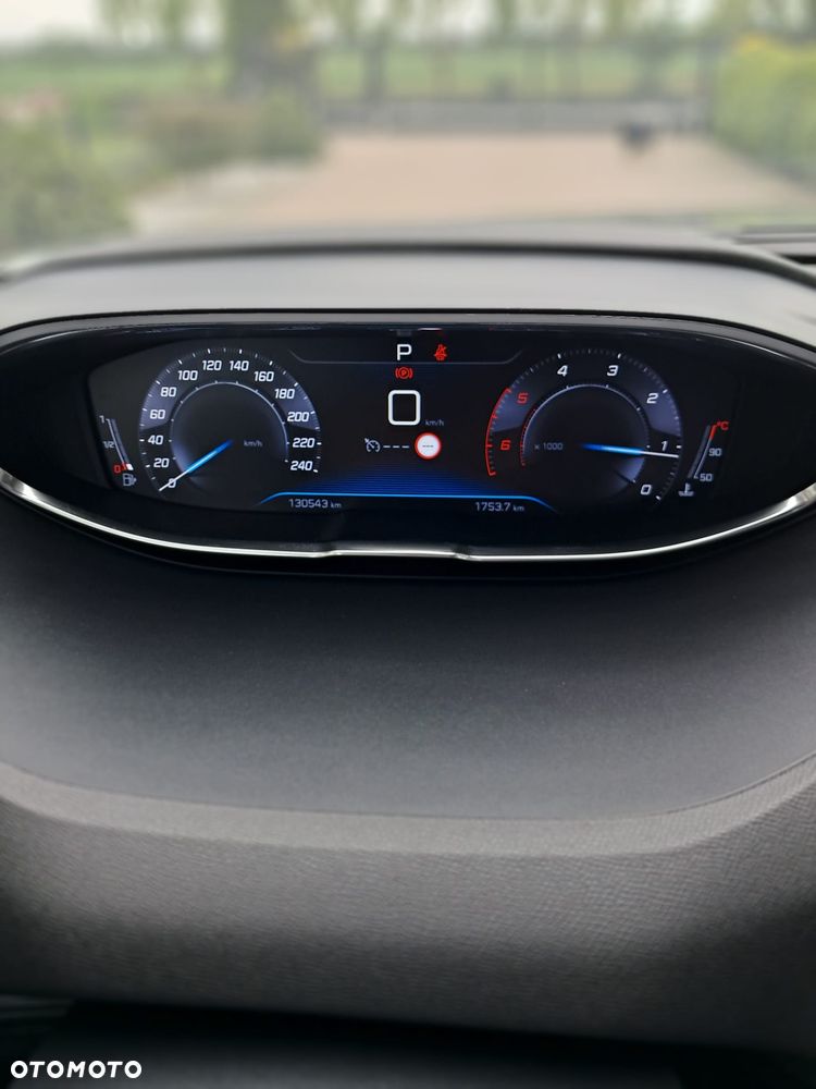 Peugeot 3008 BlueHDi 130 Stop & Start EAT8 Active - 12