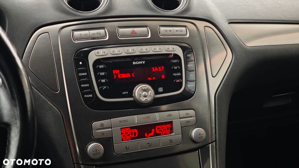 Ford Mondeo 2.0 FF Titanium - 22