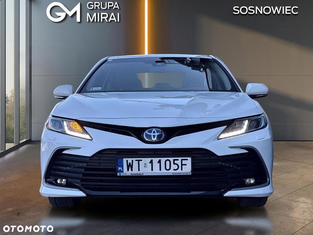 Toyota Camry 2.5 Hybrid Comfort CVT - 8