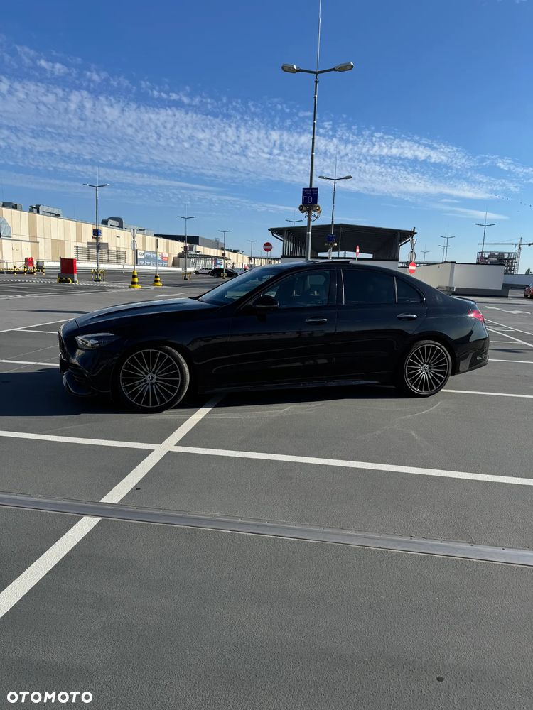 Mercedes-Benz Klasa C 180 9G-TRONIC AMG Line - 11