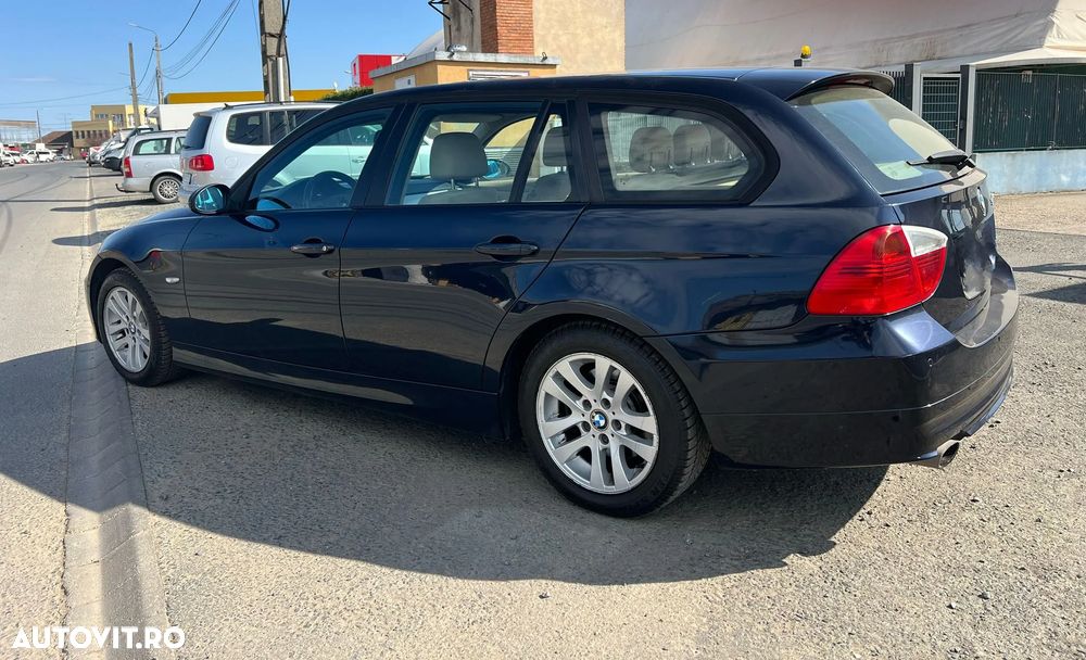 BMW Seria 3 320d - 5