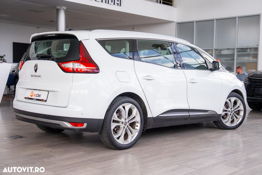 Renault Scenic ENERGY dCi 110 EDC EXPERIENCE - 12
