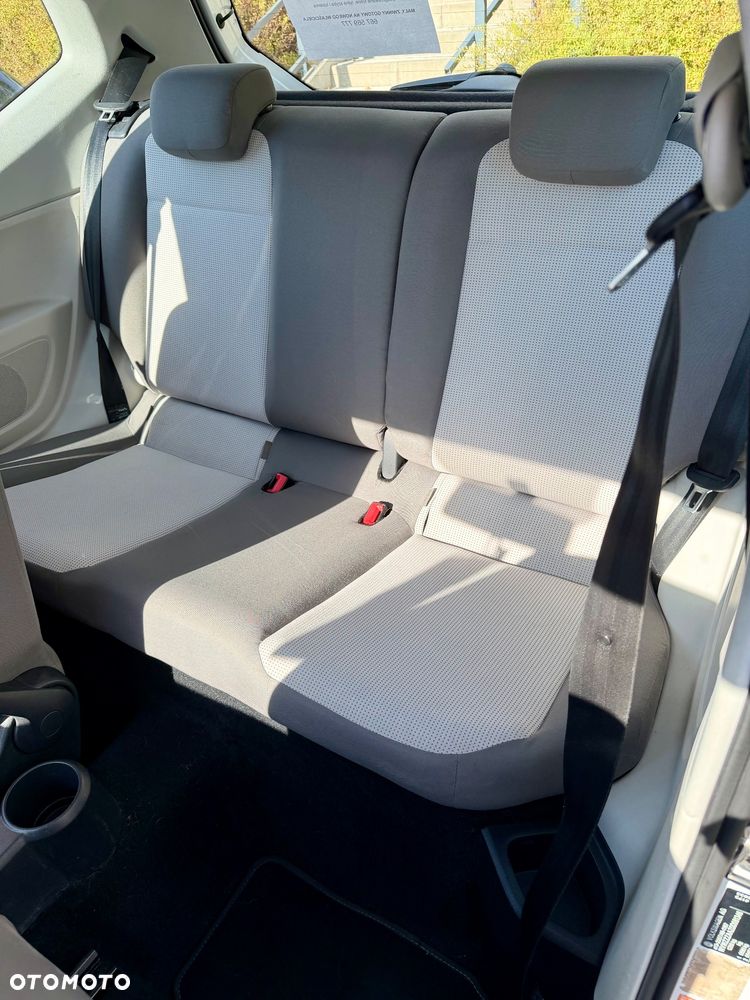 Volkswagen up! - 8