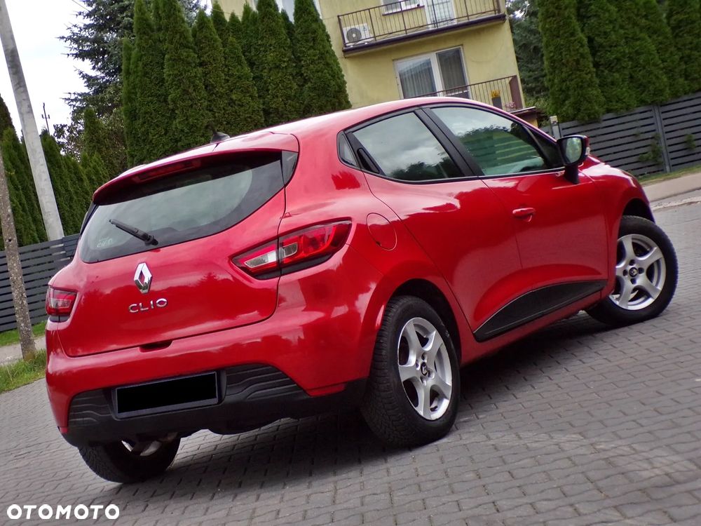 Renault Clio 1.2 16V 75 Life - 2