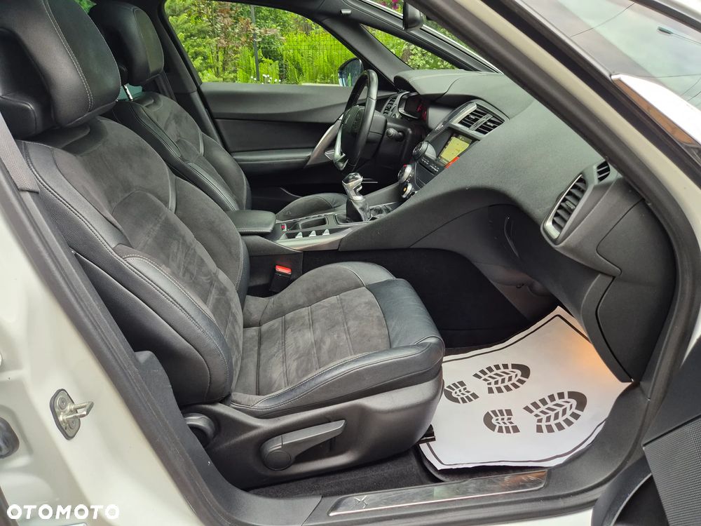 Citroën DS5 BlueHDi 150 Business Class - 12
