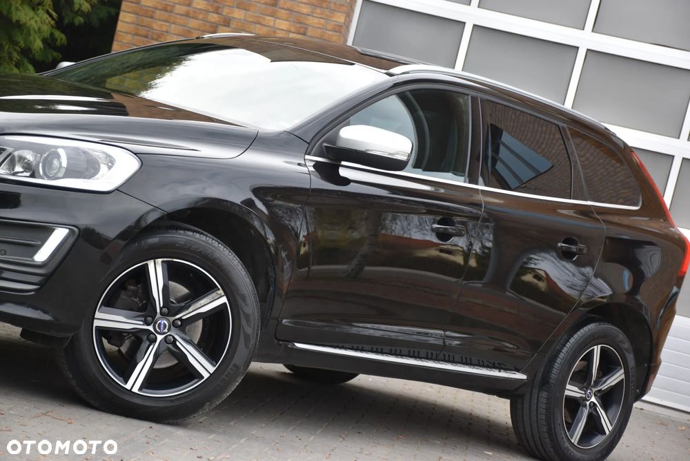 Volvo XC 60 D3 Drive-E R-Design Momentum - 37