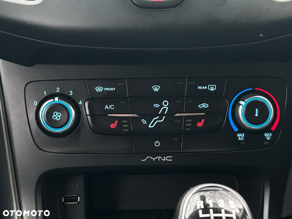 Opel Crossland X - 18